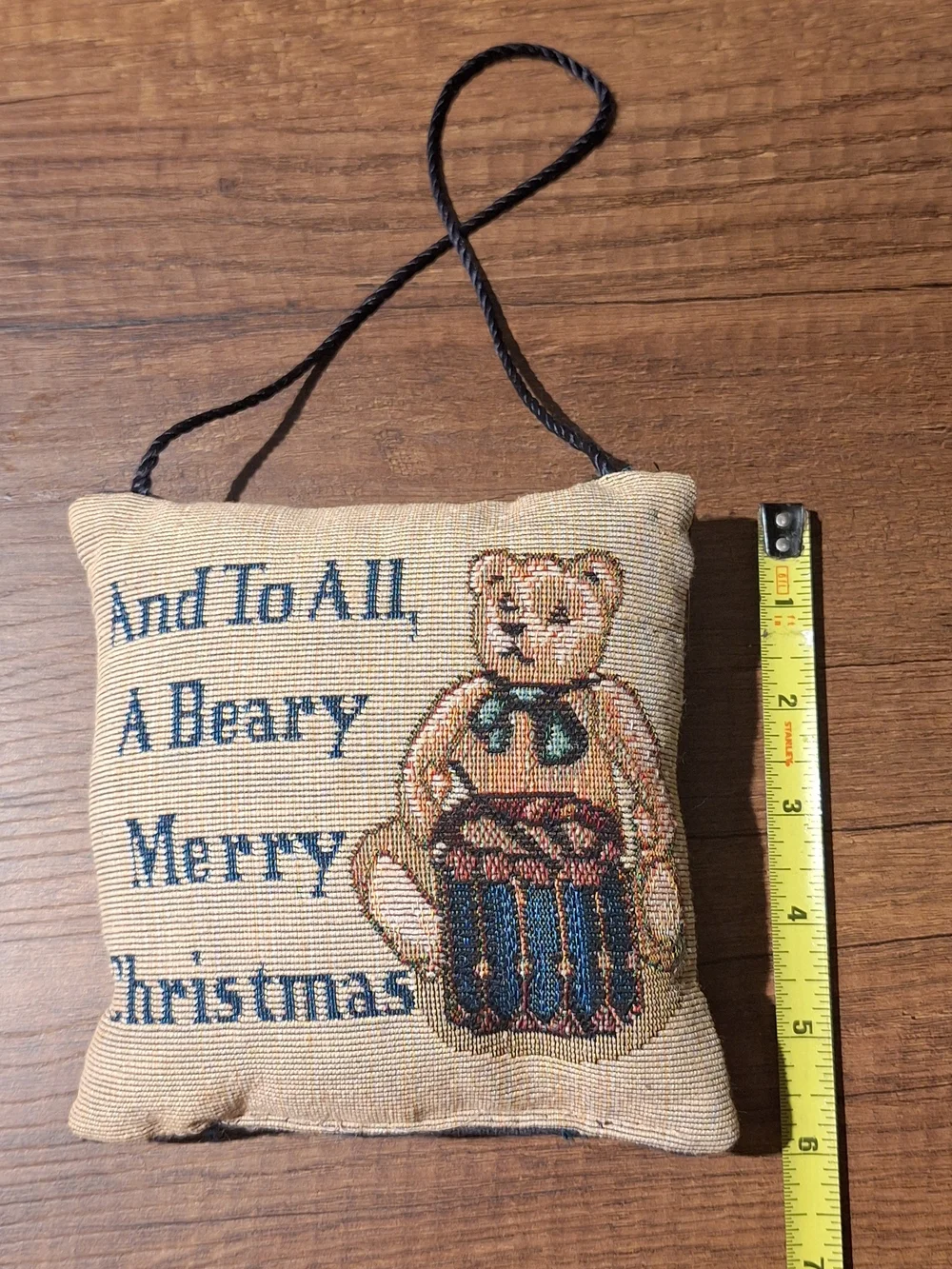 Vintage Holiday Teddy Bear Tapestry Decorative Hanging Pillow - Beige